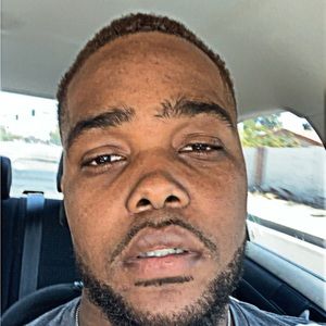 Meet your Posher, Deandre